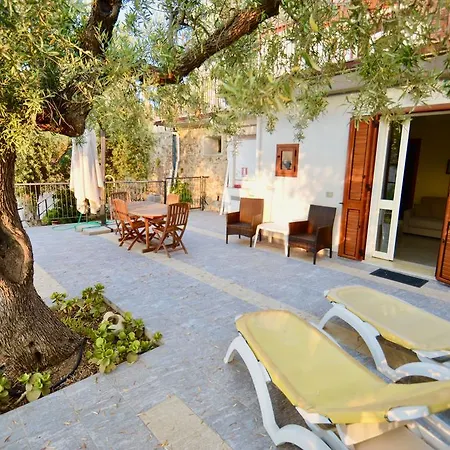 Apartment Vittoria Cefalu