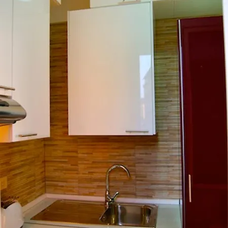 Vittoria Appartement *