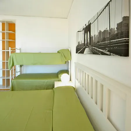 Vittoria Appartement *